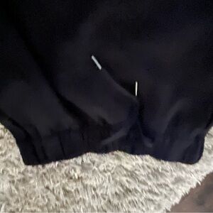 Lululemon On the fly skirt, unfortunately does not fit